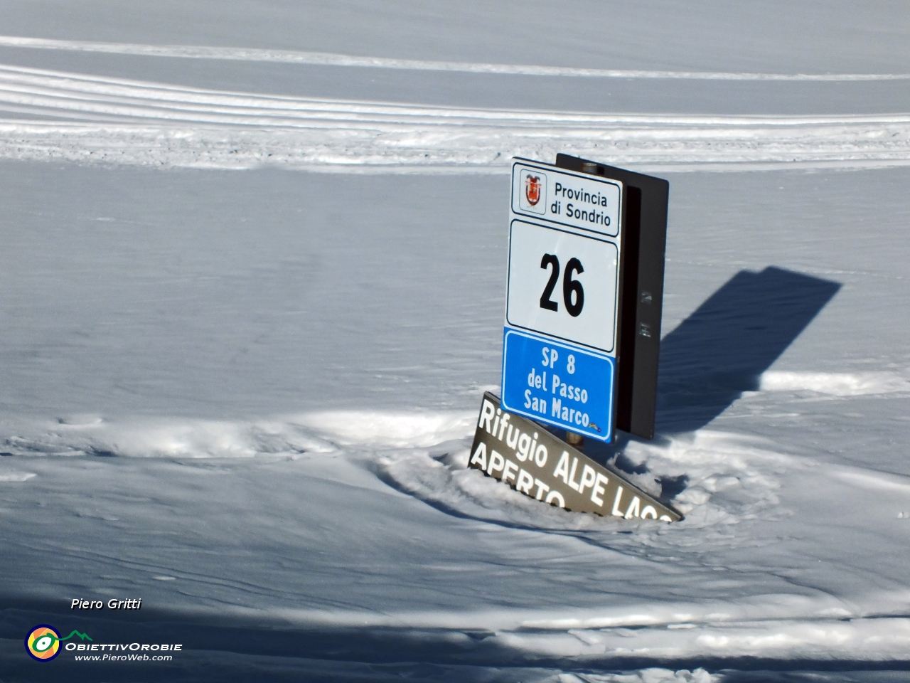 65 siamo al km 26 della SP 8 (Sondrio) del Passo San Marco....JPG